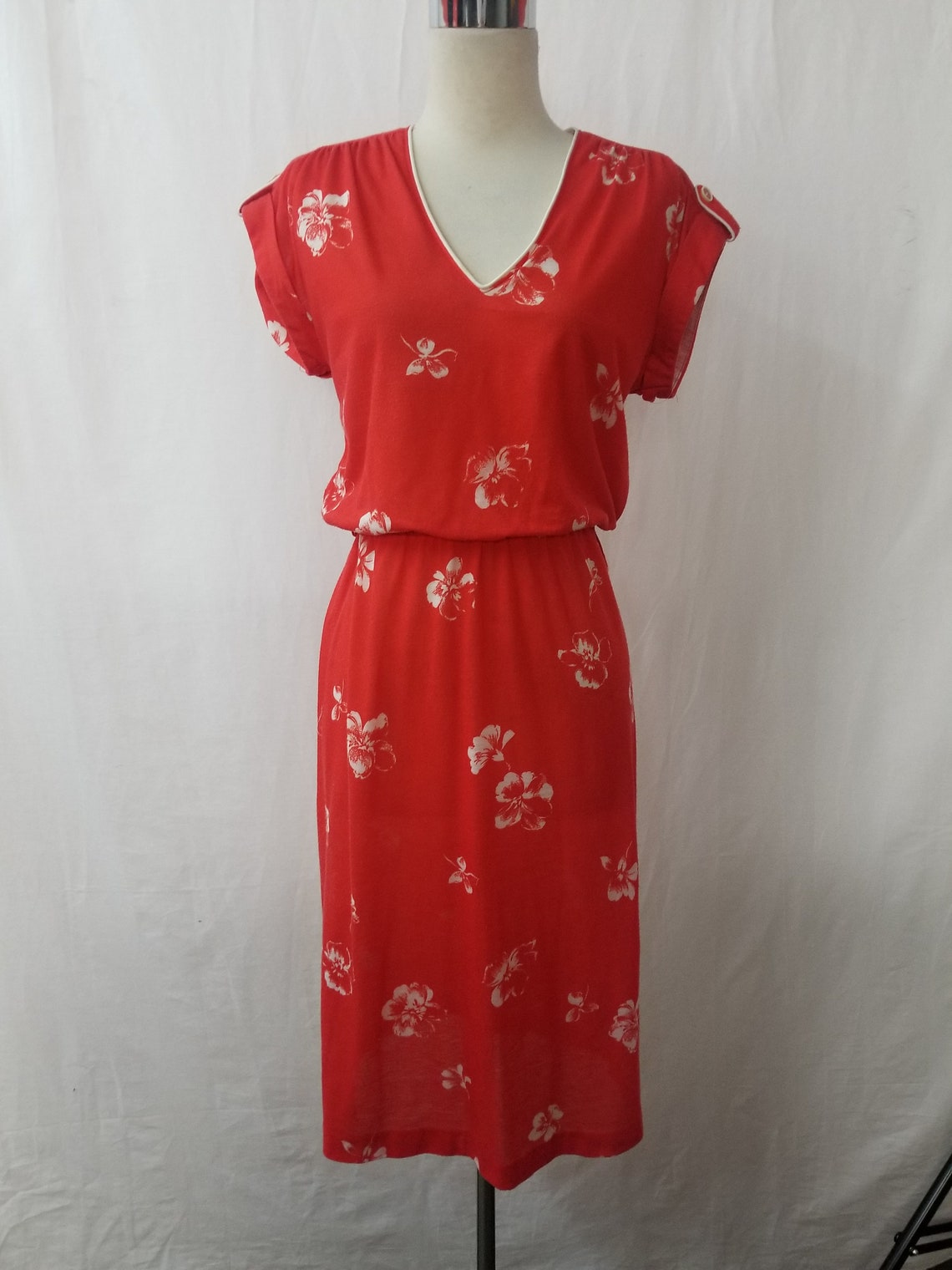1978 Vintage Red with White Hibiscus Floral Print Soft Jersey Cotton Dress